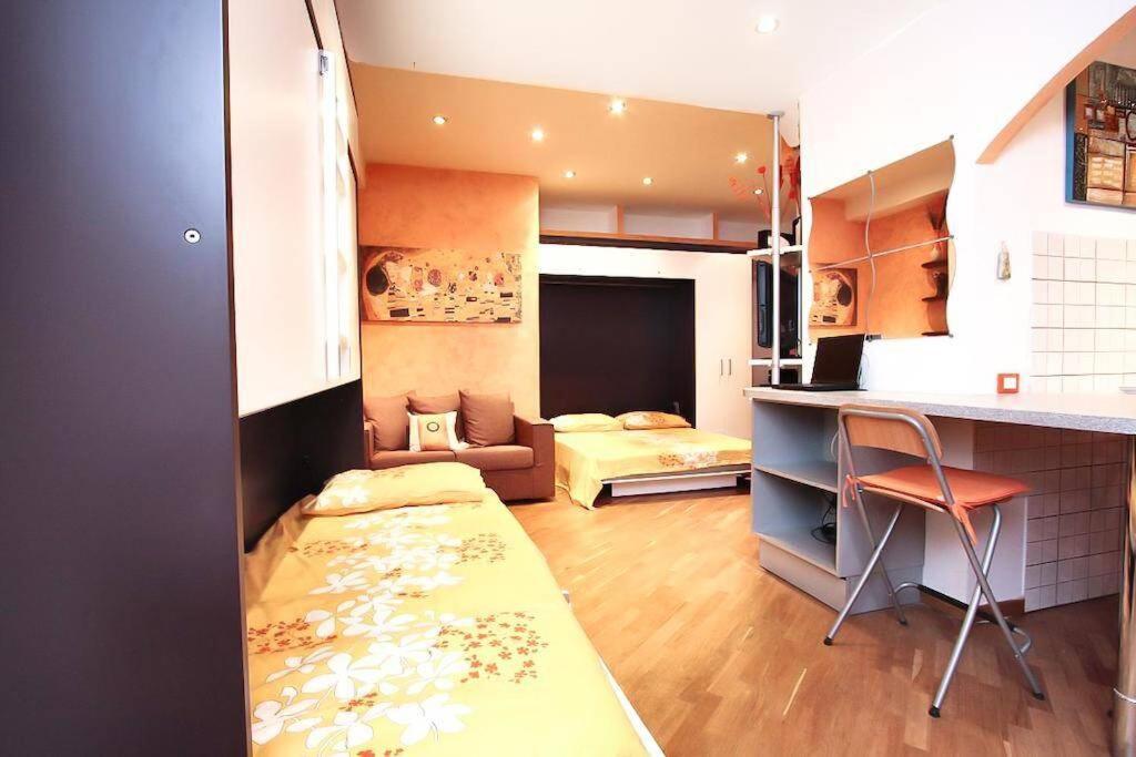 Petite Home In 로마 외부 사진